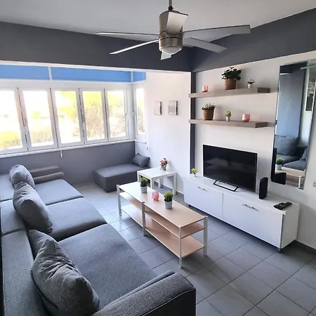 דירה Beachside Comfort - 2br Apt,5 Min To The