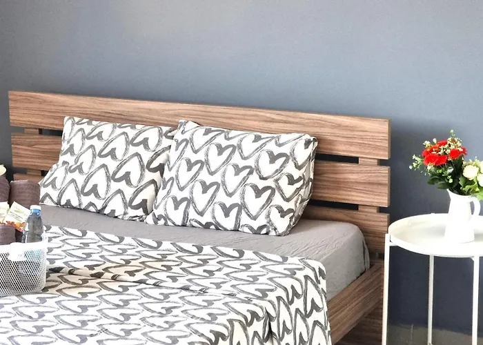 アパート Beachside Comfort - 2br Apt,5 Min To The ラルナカ