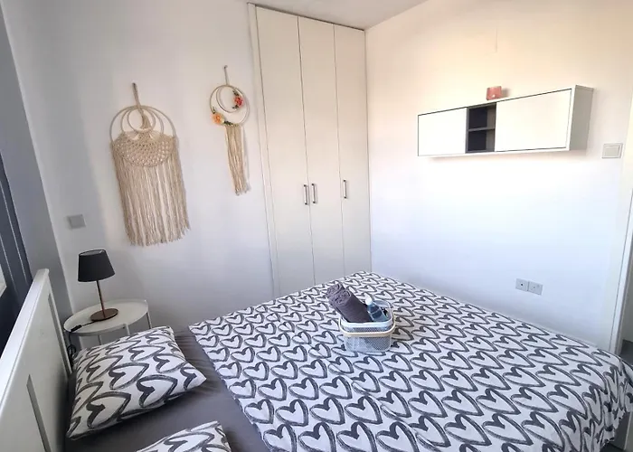 アパート Beachside Comfort - 2br Apt,5 Min To The *